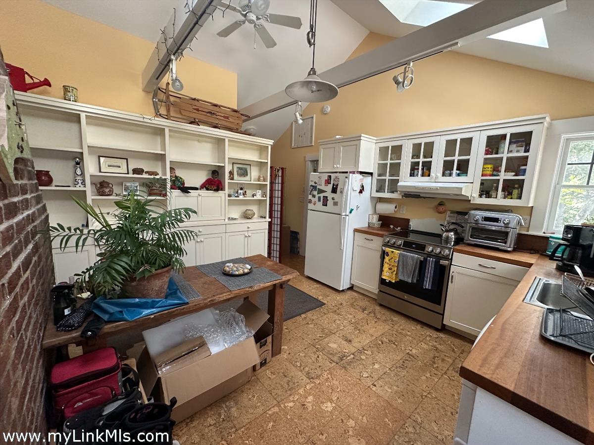 651 State Road West Tisbury, MA 02568 - Photo 39 of 48