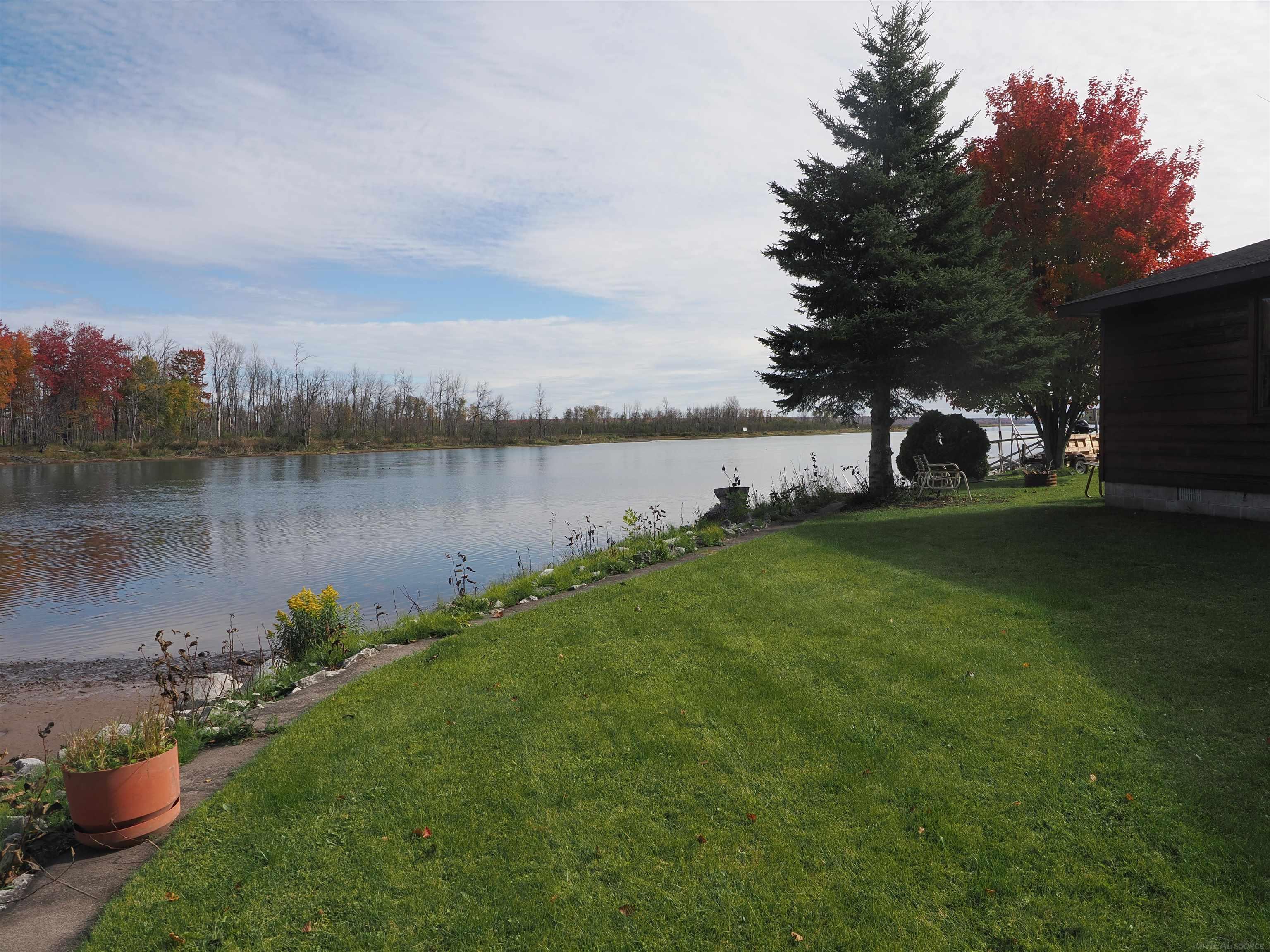2039 South Riverside Drive Sault Ste. Marie, MI 49783 - Photo 56 of 75