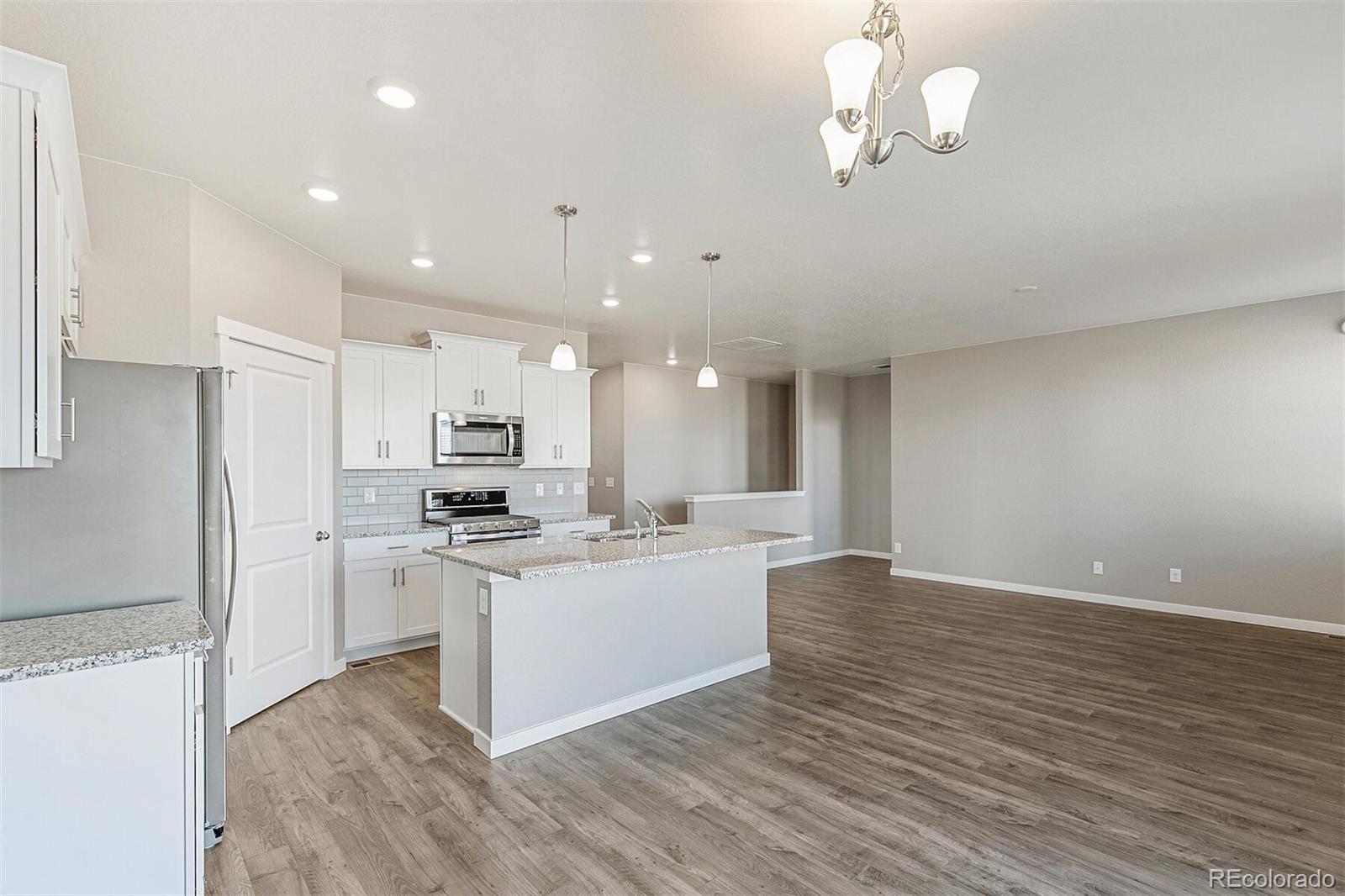 3162 Belleville Ridge Road Elizabeth, CO 80107 - Photo 4 of 20 Gallery Image 4