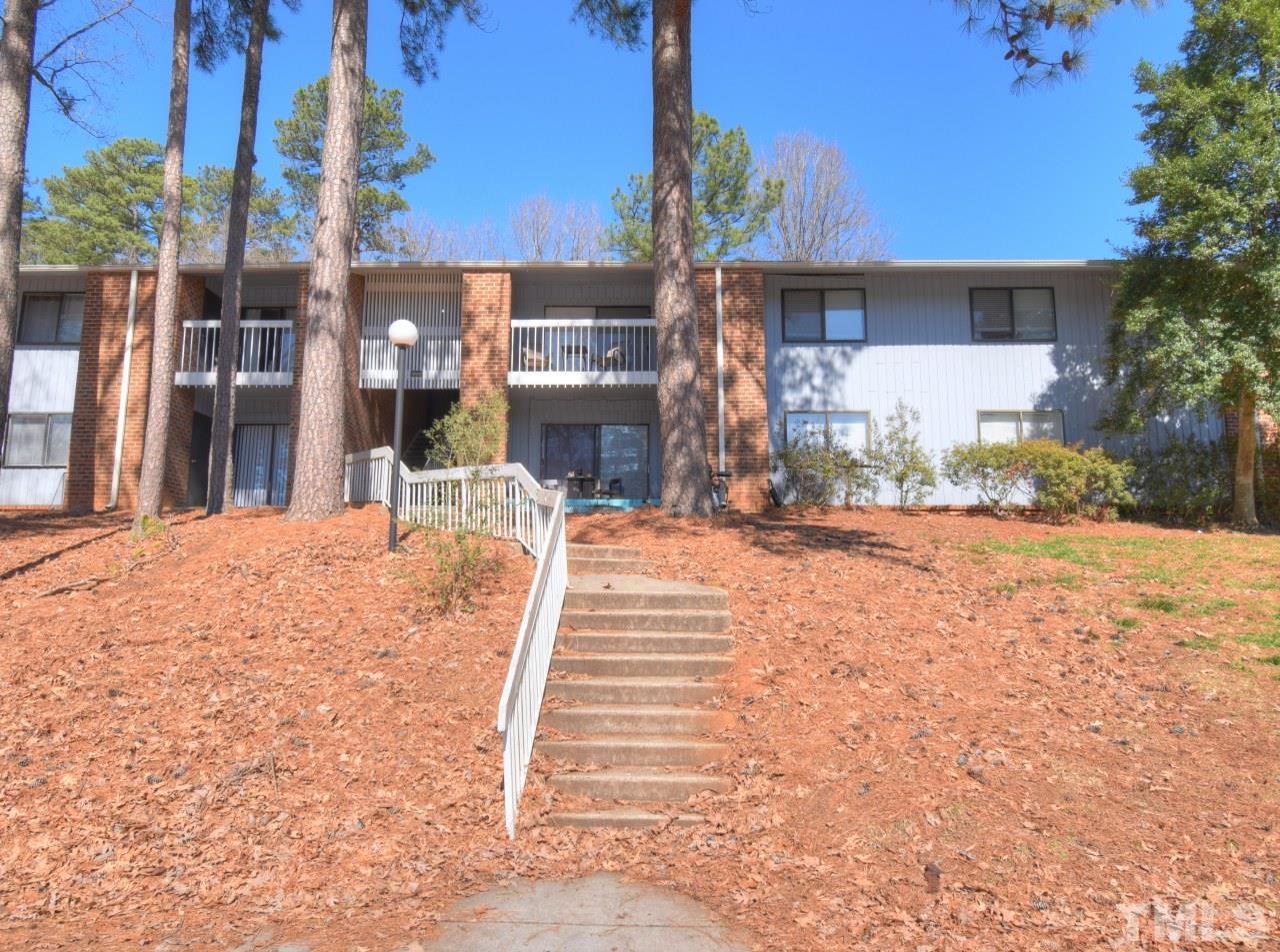 1000 Sandlin Place, Unit A Raleigh, NC 27606 - Photo 17 of 17 a view of a backyard