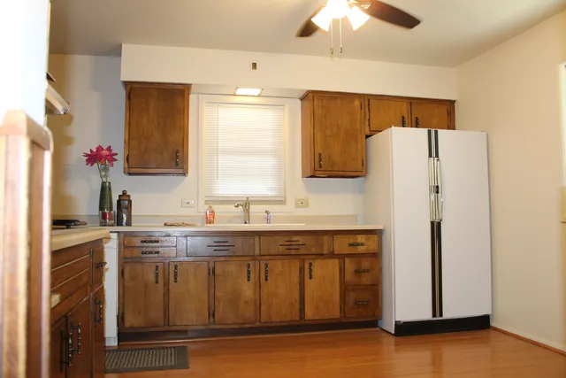 $175,000 | 920 Sunnyside Avenue, Thornton, IL 60476