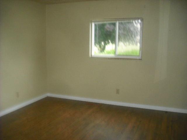 1543 Watkins Road Columbus, OH 43207 - Photo 5 of 10 Gallery Image 5