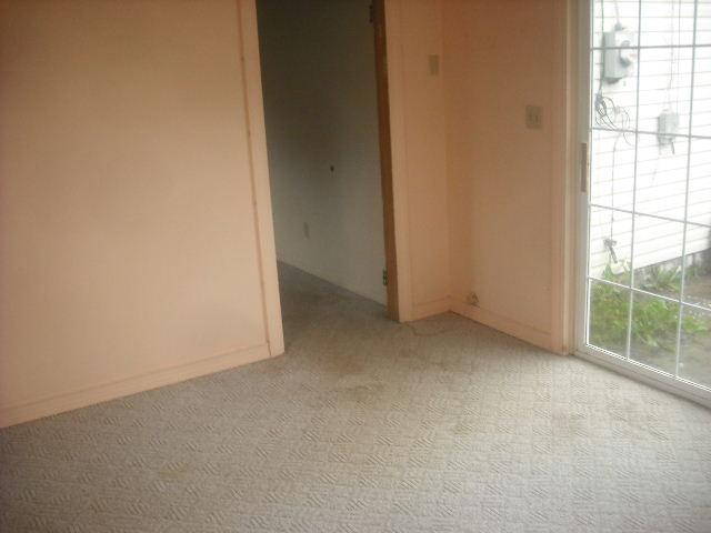 1543 Watkins Road Columbus, OH 43207 - Photo 6 of 10 Gallery Image 6