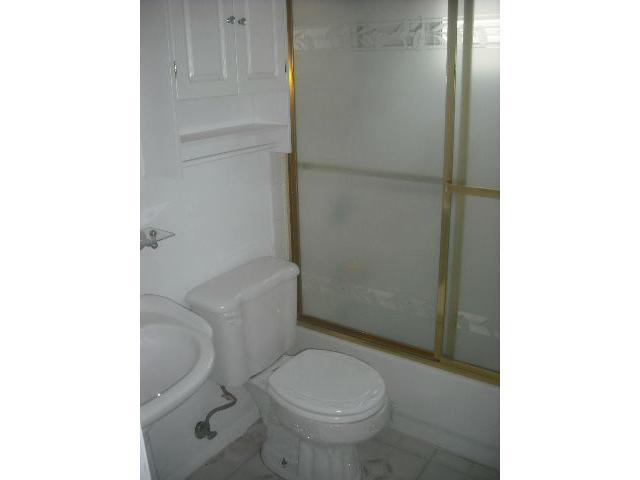 1543 Watkins Road Columbus, OH 43207 - Photo 7 of 10 Gallery Image 7