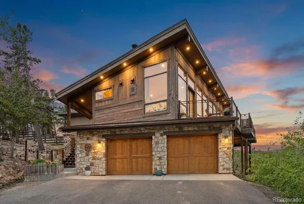 $1,750,000 | 843 Indian Peak Road, Golden, CO 80403