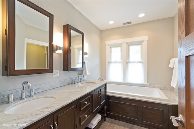 818 Clinton Place River Forest, IL 60305 - Photo 15 of 27