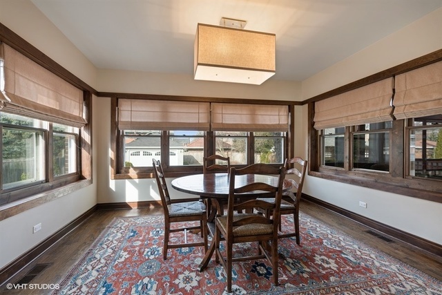 818 Clinton Place River Forest, IL 60305 - Photo 5 of 27