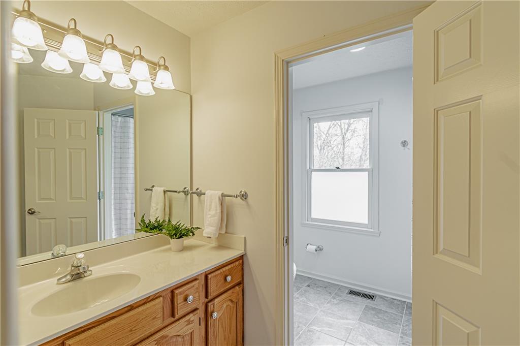 6714 Riverside Way Fishers, IN 46038 - Photo 35 of 55 Gallery Image 35