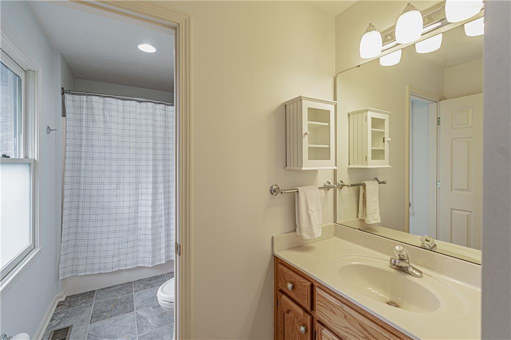 6714 Riverside Way Fishers, IN 46038 - Photo 37 of 55 Gallery Image 37