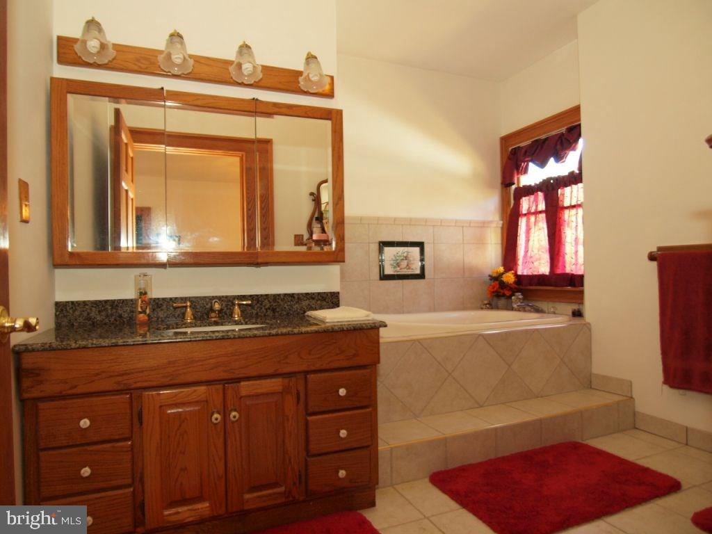 5742 Adams Road Federalsburg, MD 21632 - Photo 21 of 28 Gallery Image 21