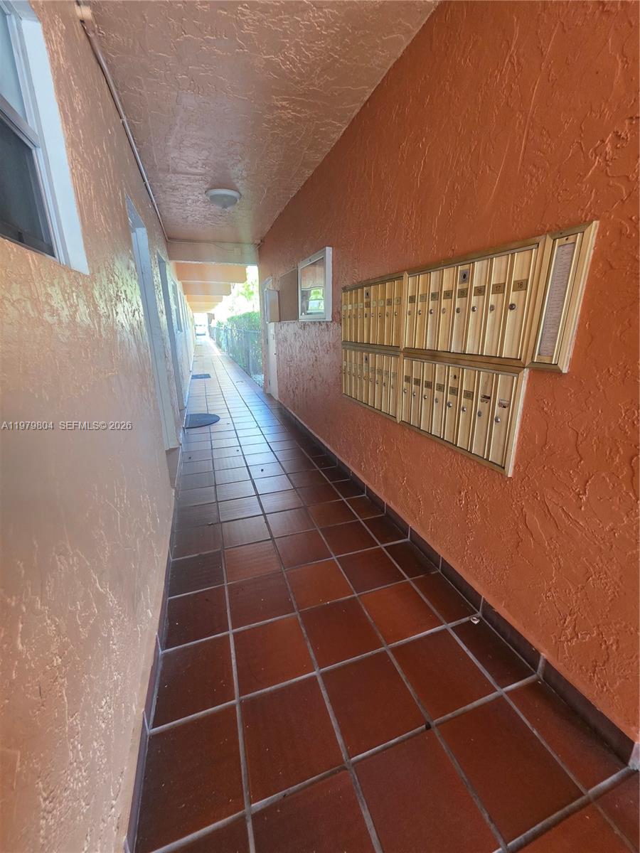 8101 Southwest 73rd Avenue, Unit 17 Miami, FL 33143 - Photo 18 of 66