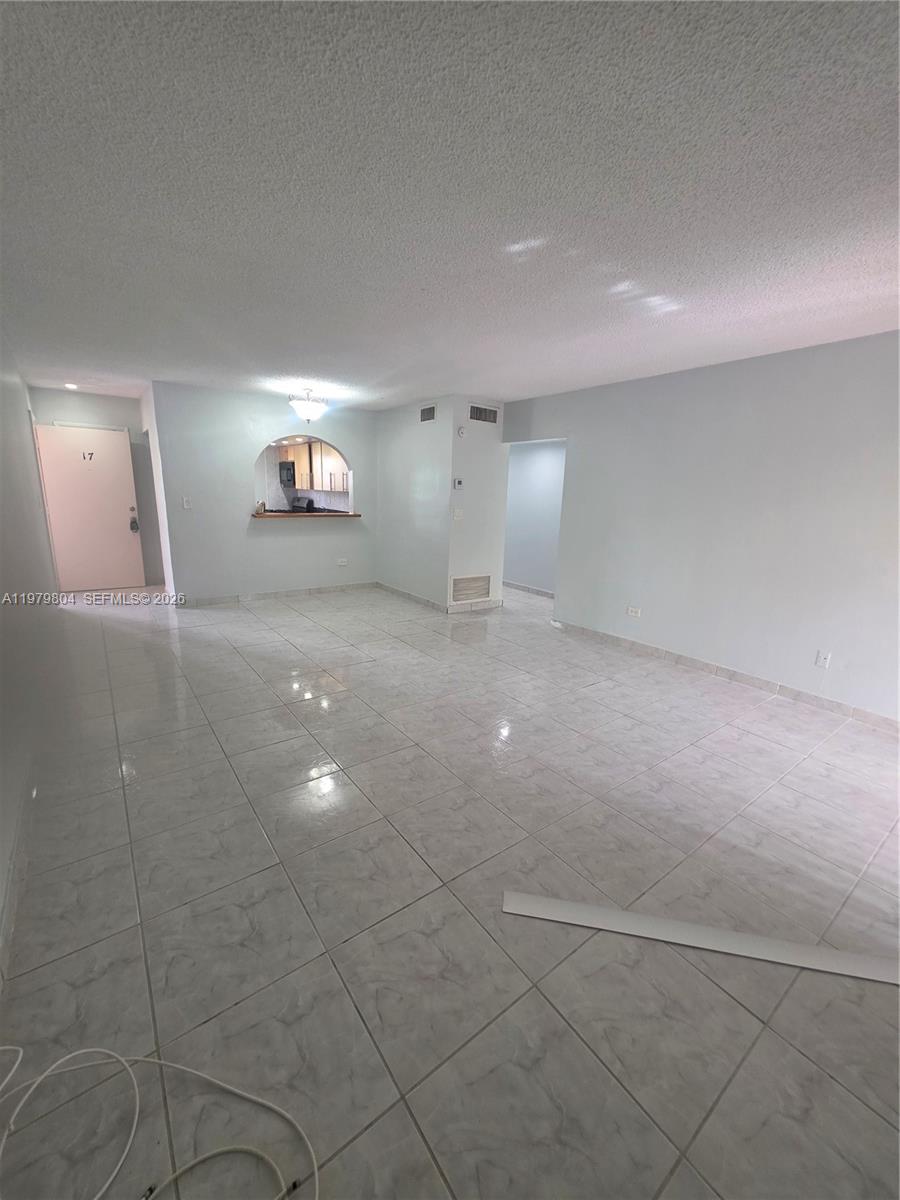 8101 Southwest 73rd Avenue, Unit 17 Miami, FL 33143 - Photo 23 of 66 a view of an empty room