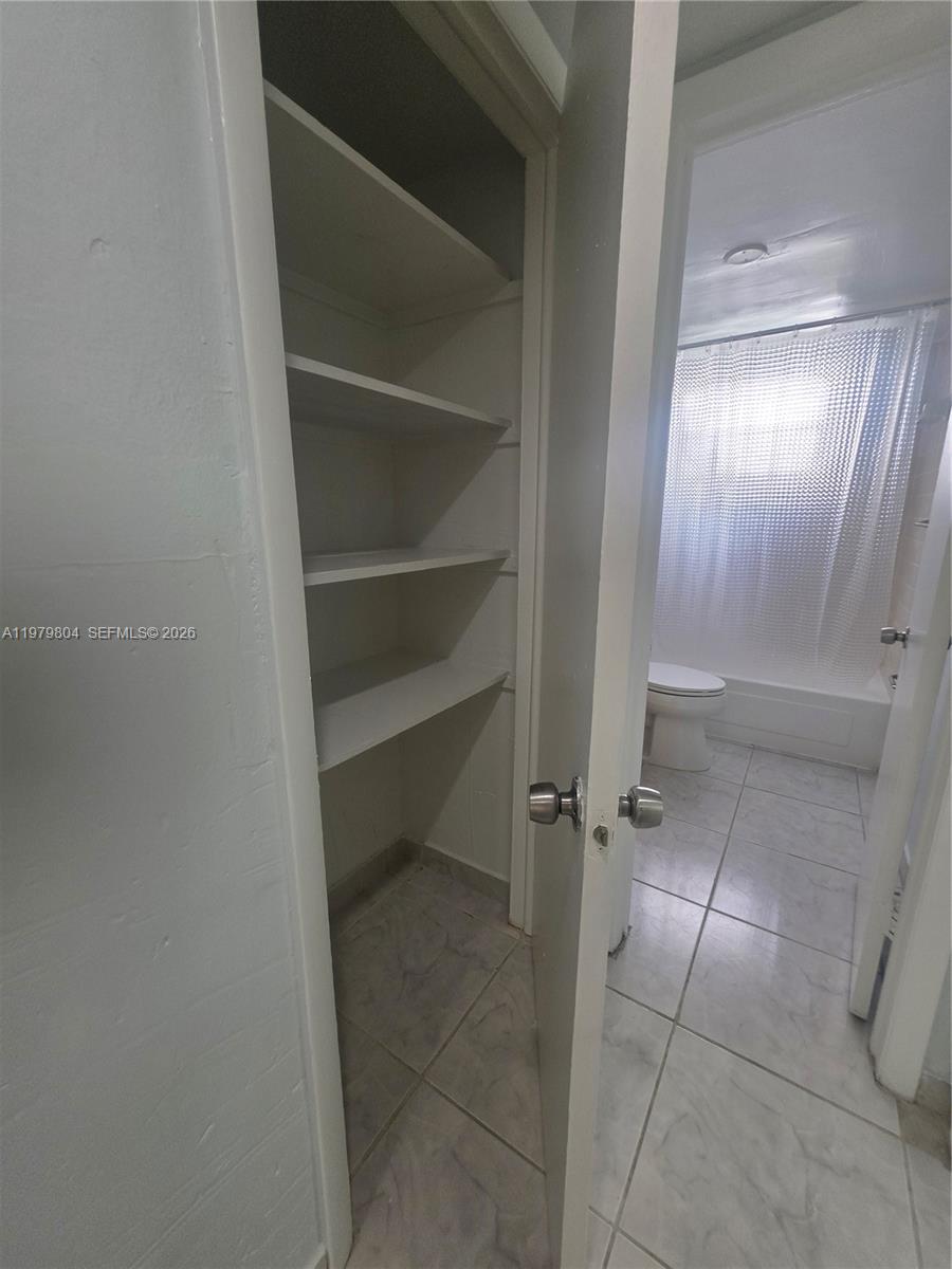 8101 Southwest 73rd Avenue, Unit 17 Miami, FL 33143 - Photo 26 of 66 a view of an empty room