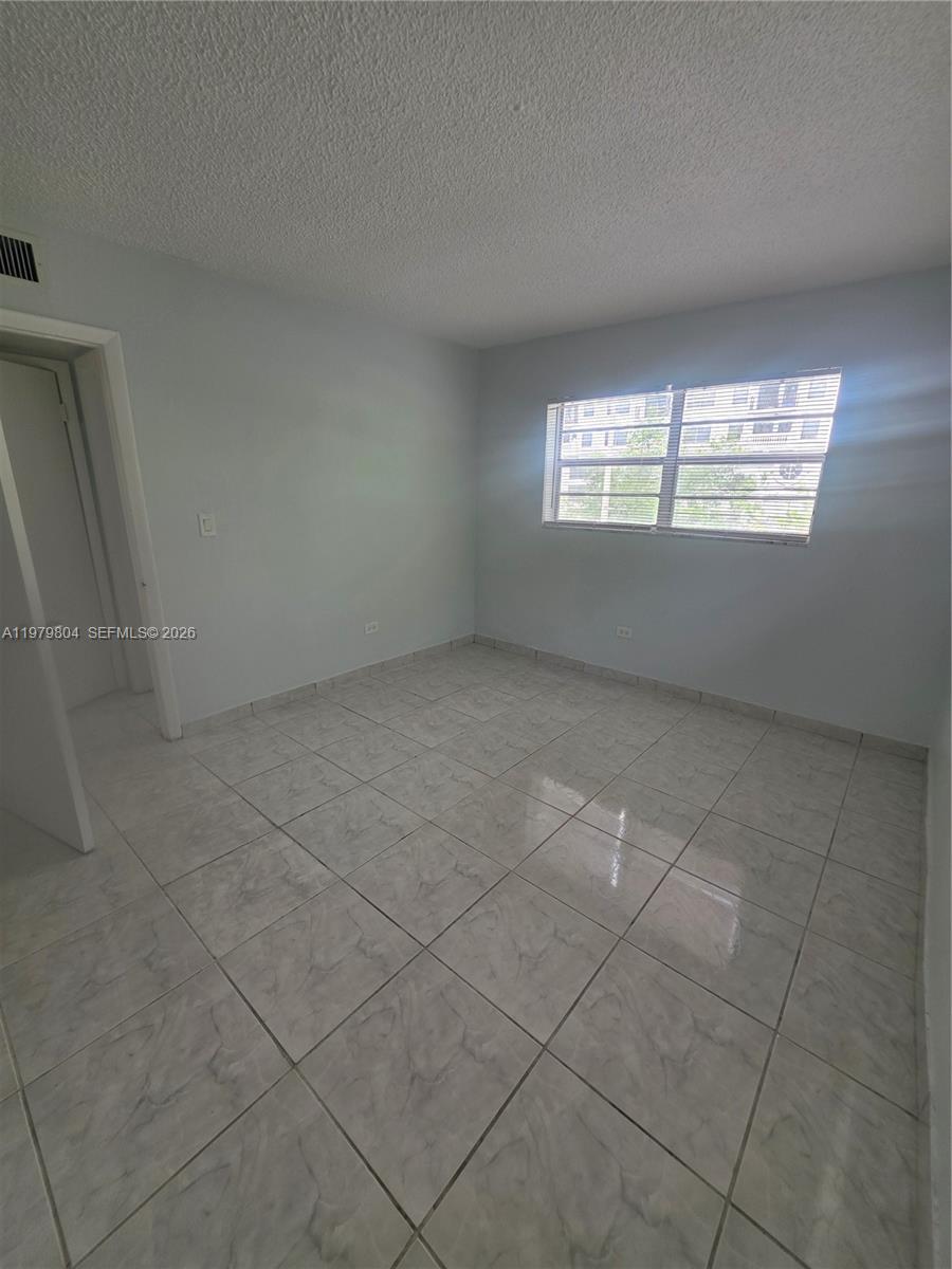 8101 Southwest 73rd Avenue, Unit 17 Miami, FL 33143 - Photo 27 of 66
