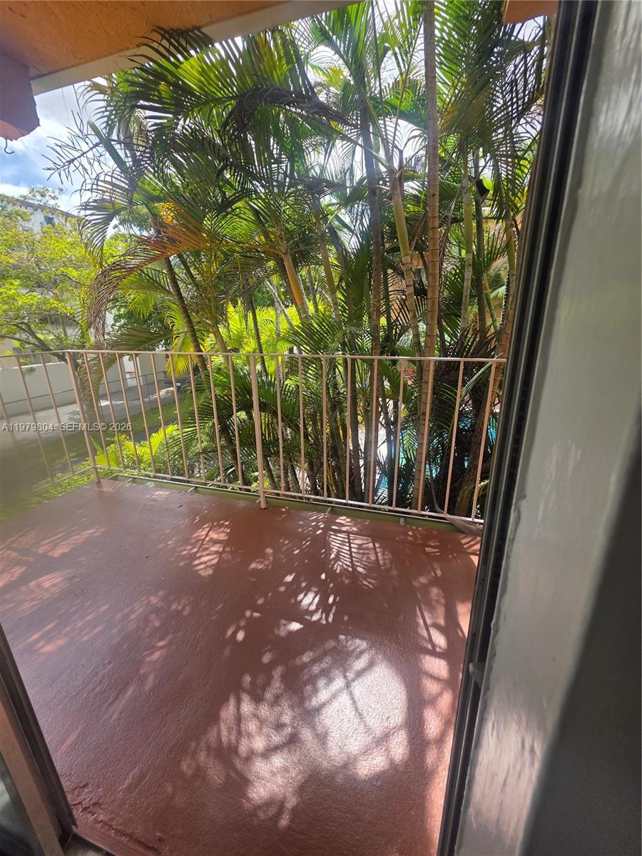 8101 Southwest 73rd Avenue, Unit 17 Miami, FL 33143 - Photo 42 of 66 a view of outdoor space and yard