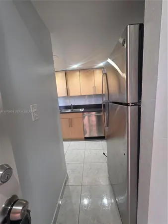 $2,095 | 8101 Southwest 73rd Avenue, Unit 17, Miami, FL 33143