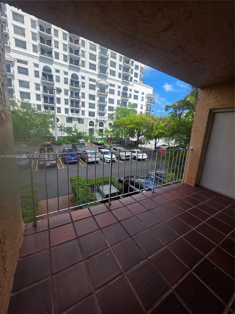 8101 Southwest 73rd Avenue, Unit 17 Miami, FL 33143 - Photo 57 of 66 a view of a backyard with a garden and plants