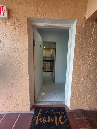 $2,095 | 8101 Southwest 73rd Avenue, Unit 17, Miami, FL 33143