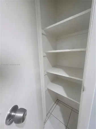 $2,095 | 8101 Southwest 73rd Avenue, Unit 17, Miami, FL 33143