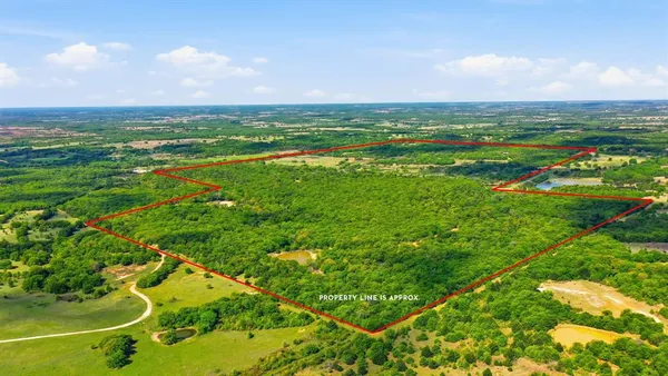 $5,900,000 | 2197 Netherly Lane, Forestburg, TX 76239
