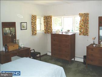824 Crestview Drive Springfield, PA 19064 - Photo 5 of 6 Gallery Image 5