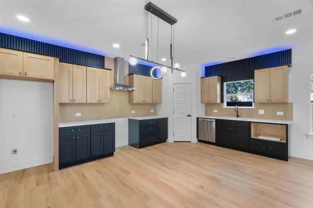 $299,000 | 3937 Hancock Street, Dallas, TX 75210