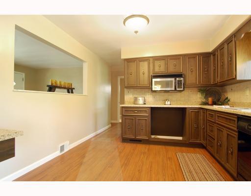 69 Cracker Jack Road Monongahela, PA 15063 - Photo 2 of 8 Kitchen.