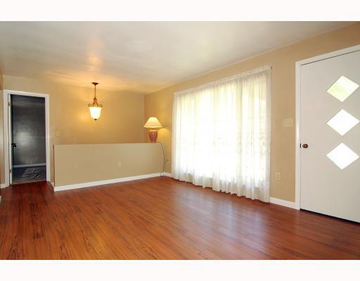 69 Cracker Jack Road Monongahela, PA 15063 - Photo 5 of 8 Living Room.
