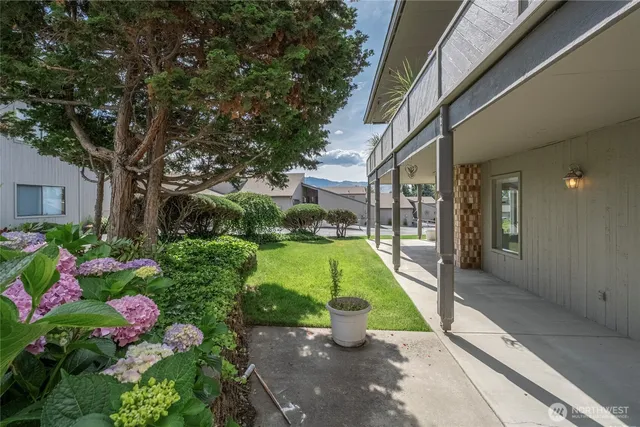 $409,500 | 225 19th Street Northeast, Unit 31, East Wenatchee, WA 98802