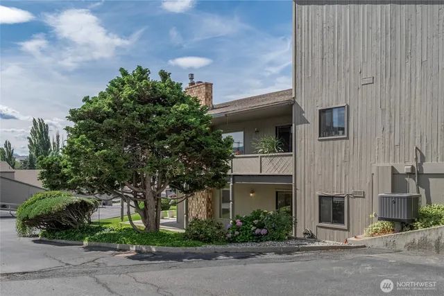 $409,500 | 225 19th Street Northeast, Unit 31, East Wenatchee, WA 98802