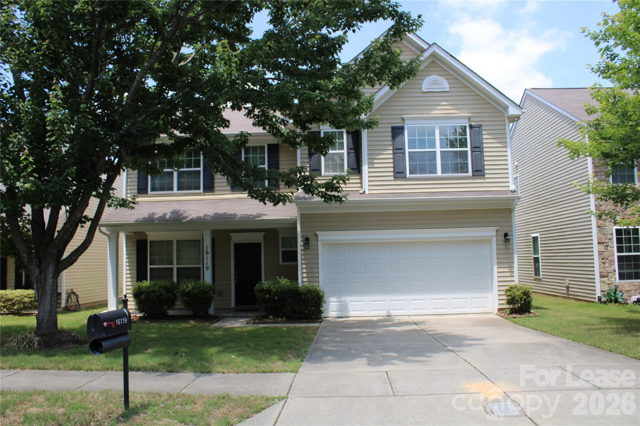 16119 Raptor Court Charlotte, NC 28278 - Photo 3 of 30