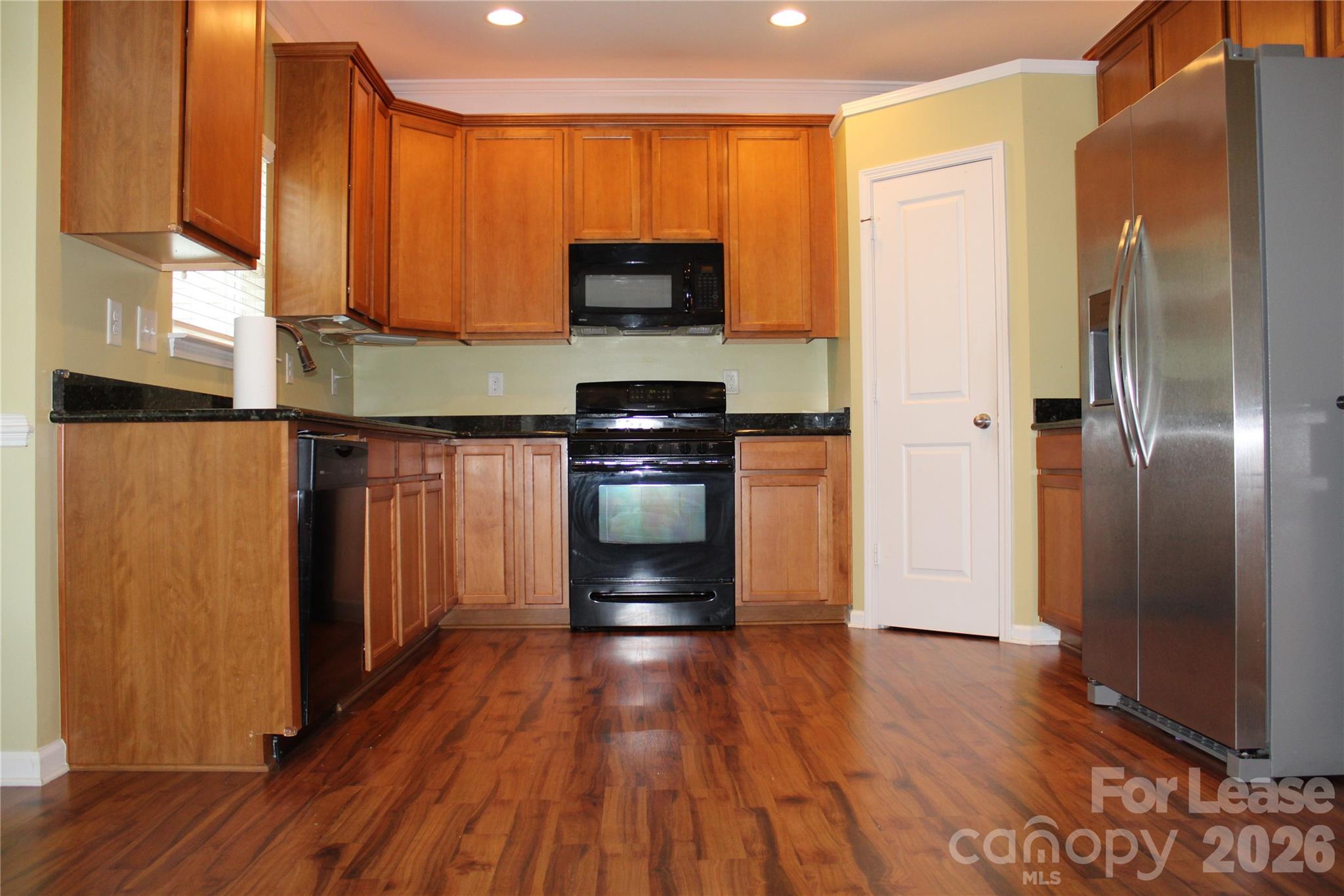 16119 Raptor Court Charlotte, NC 28278 - Photo 5 of 30