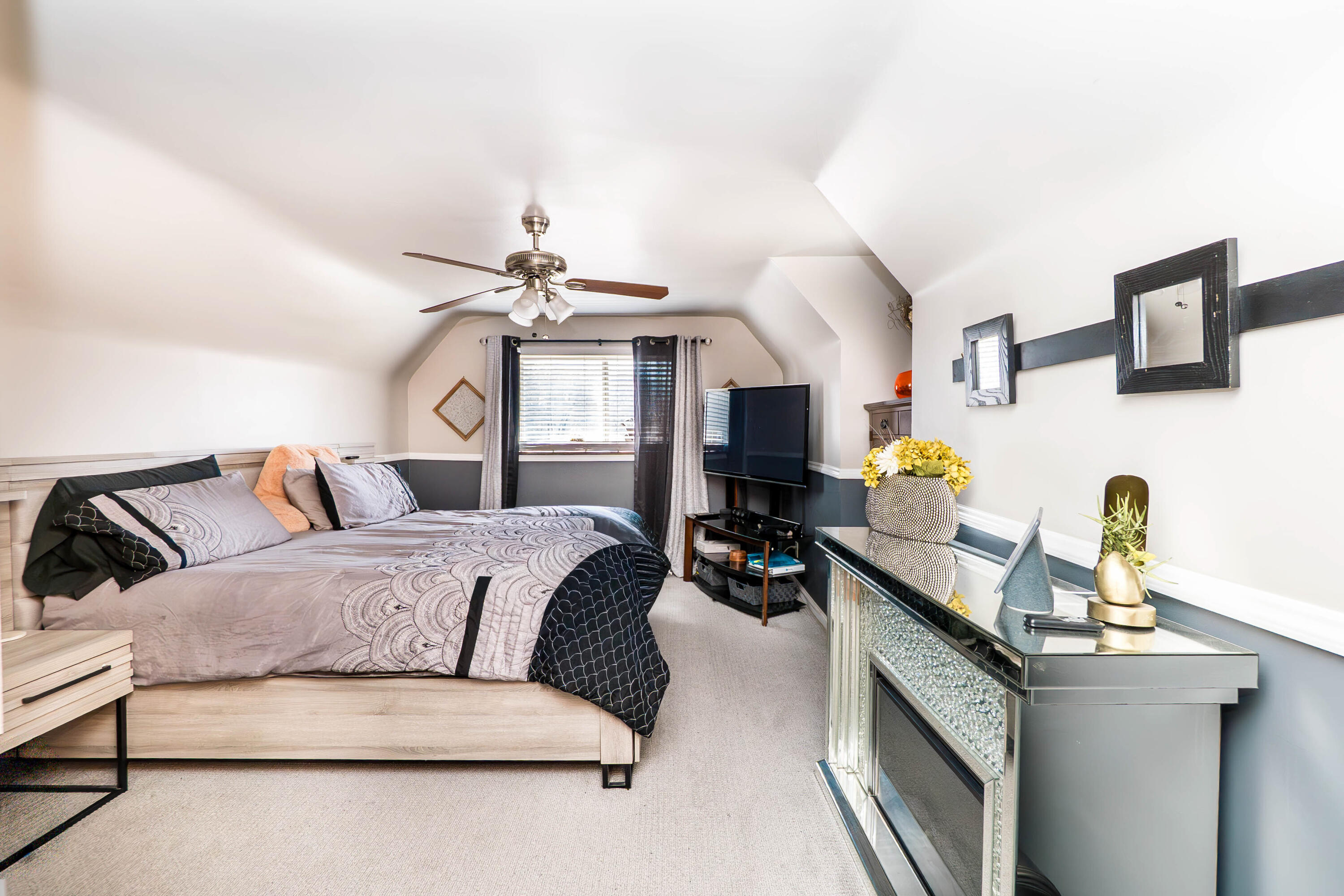 14844 Inkster Road Redford, MI 48239 - Photo 24 of 44 20260408_dsc06007