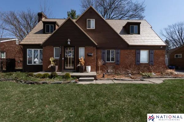 $264,900 | 14844 Inkster Road, Redford, MI 48239