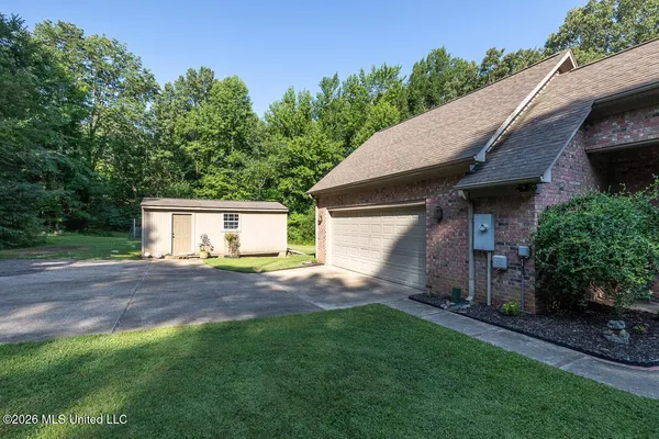 $624,900 | 3981 Pleasant Hill Road, Olive Branch, MS 38654