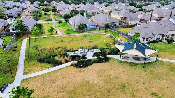 $2,200 | 6618 Beacon View Drive, Baytown, TX 77521