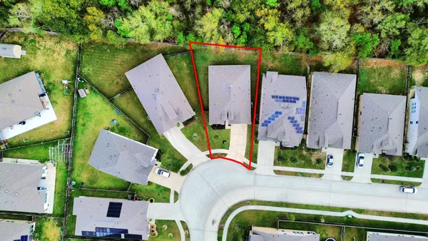 $2,200 | 6618 Beacon View Drive, Baytown, TX 77521