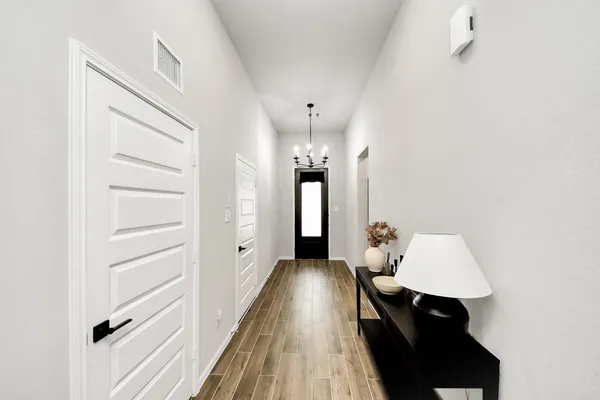 $2,200 | 6618 Beacon View Drive, Baytown, TX 77521