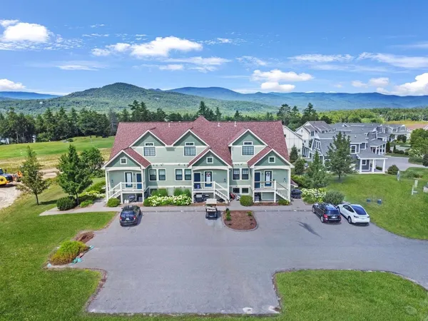 $799,900 | 55 Lafayette Road, Unit 2, Thornton, NH 03285