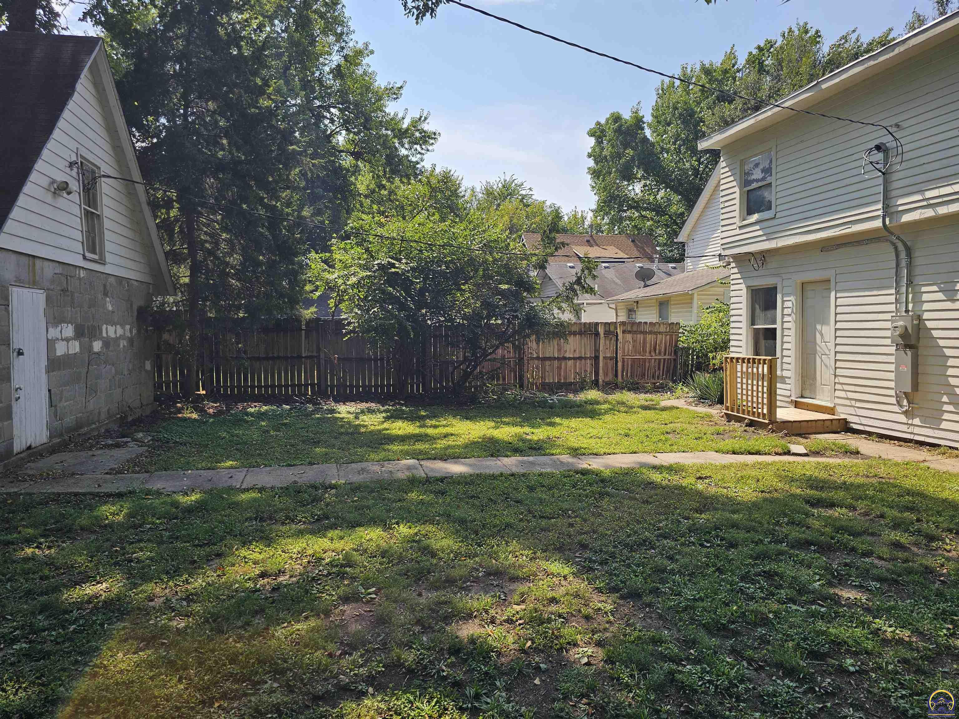 400 Southwest Orchard Street Topeka, KS 66606 - Photo 6 of 7