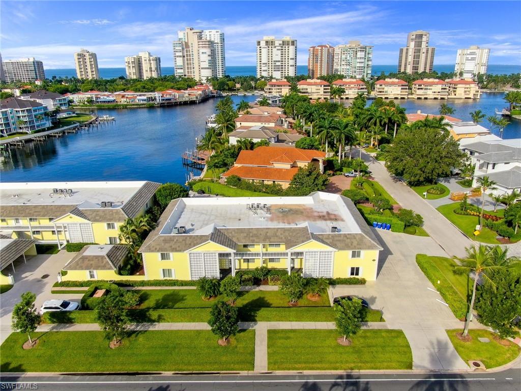 4155 Crayton Road, Unit 108 Naples, FL 34103 - Photo 31 of 32 a view of a city