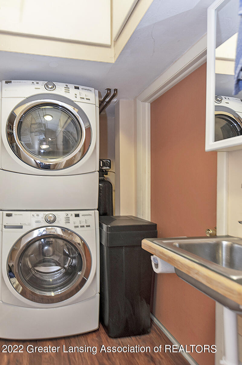 3420 Zimmer Road Williamston, MI 48895 - Photo 60 of 72 1st Floor Laundry