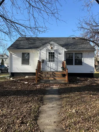 $149,000 | 411 2nd Street Northeast, Fosston, MN 56542