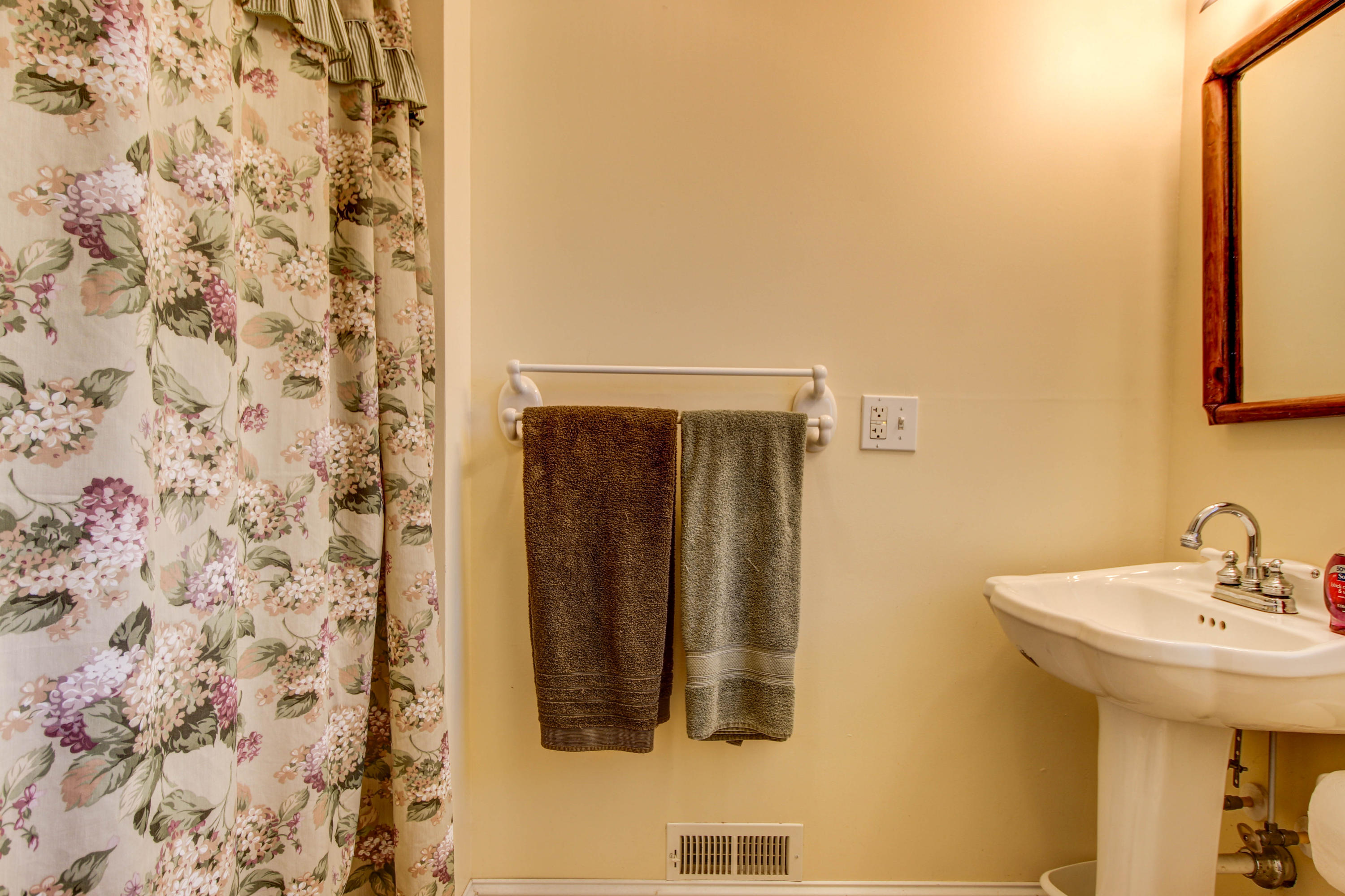 2965 Paint Bank Road New Castle, VA 24127 - Photo 13 of 47 _MG_2129_30_31_32_33_34_35