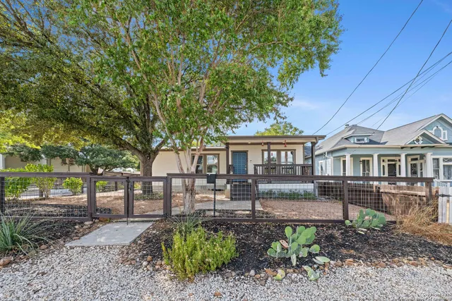 $399,000 | 1103 North Olive Street, San Antonio, TX 78202