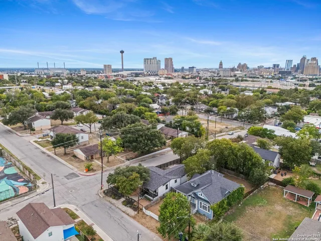 $399,000 | 1103 North Olive Street, San Antonio, TX 78202