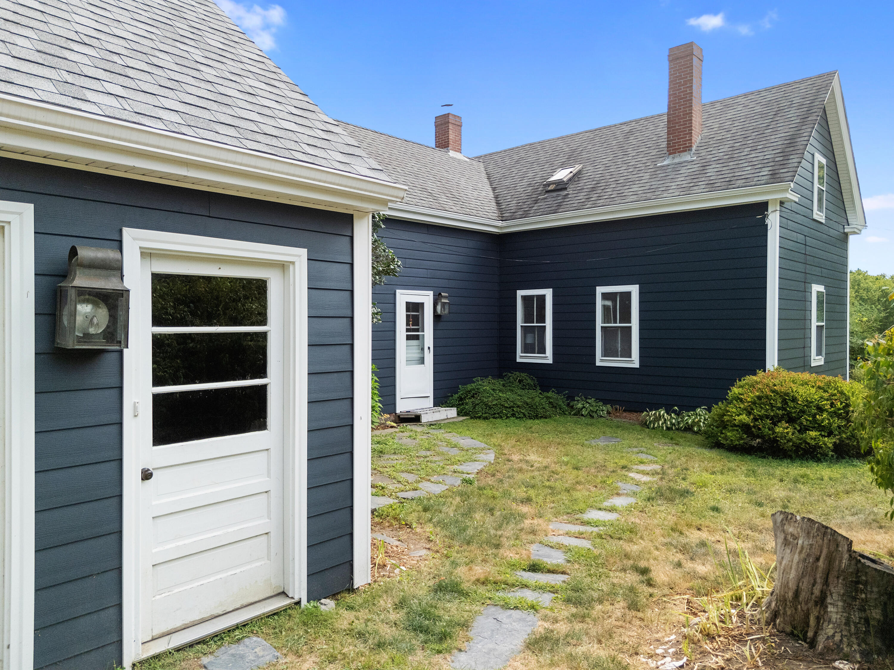 121 Town Hall Road Edgecomb, ME 04556 - Photo 8 of 66 6 DJI_20250826140607_0935_D