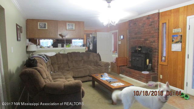3930 South Red Banks Road Byhalia, MS 38611 - Photo 12 of 18 IMG_8225