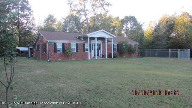 3930 South Red Banks Road Byhalia, MS 38611 - Photo 2 of 18 IMG_8214