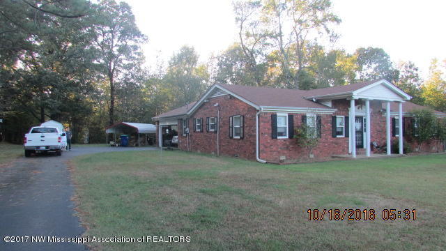 3930 South Red Banks Road Byhalia, MS 38611 - Photo 4 of 18 IMG_8216